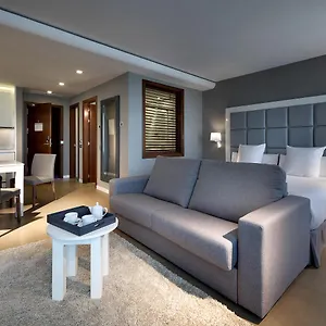 4* Hotel Domo